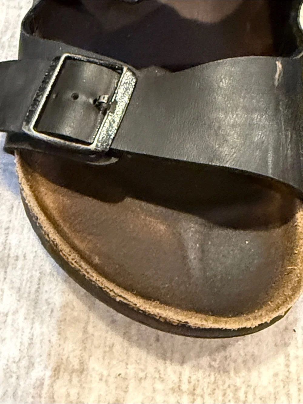Men’s size 41 Birkenstock sandals